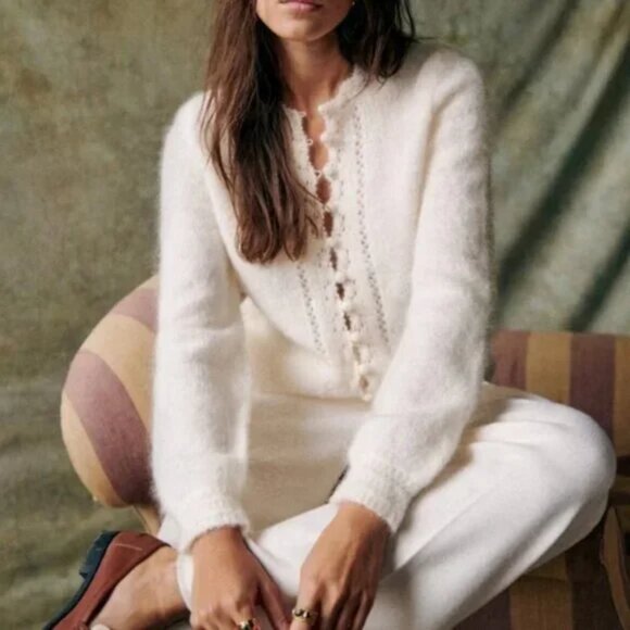 Sezane Sweaters - Sezane Arnold Cardigan in Ecru size M